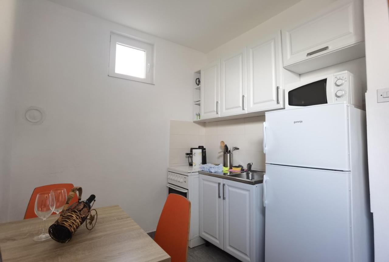 סנג' Studio Apartment Lipa מראה חיצוני תמונה